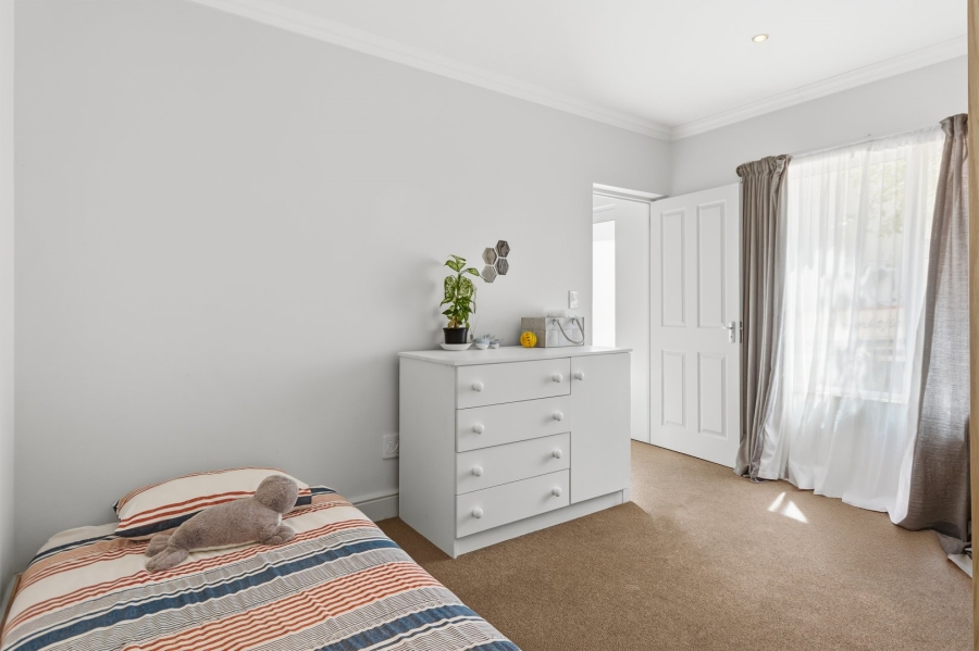 4 Bedroom Property for Sale in Harbour Island Western Cape